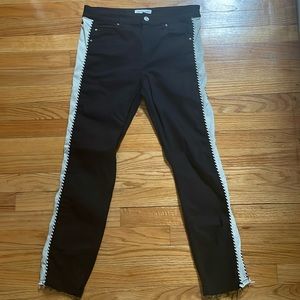 Isabel Marant Etoile Black Mid Rise Side Stripe Skinny crop size 40/US8 B18